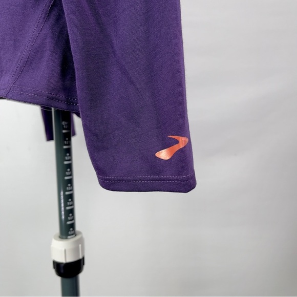 BROOKS Women’s Distance Long Sleeve Running T-shirt in Plum Size Medium - Picture 7 of 10